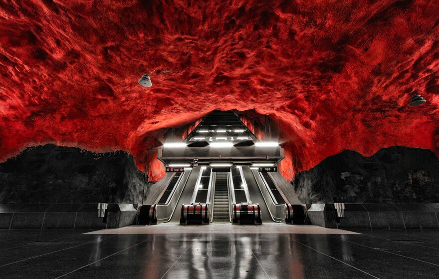 Unusual Underground Stations-vitalmag5