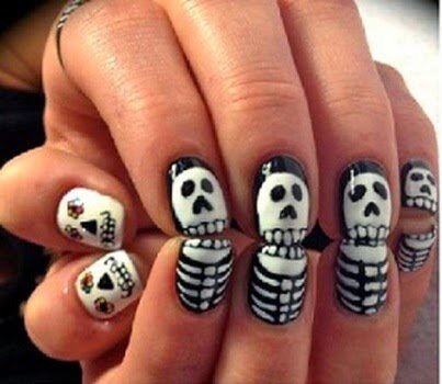 The 10 Best Halloween Manicures-vitalmag1