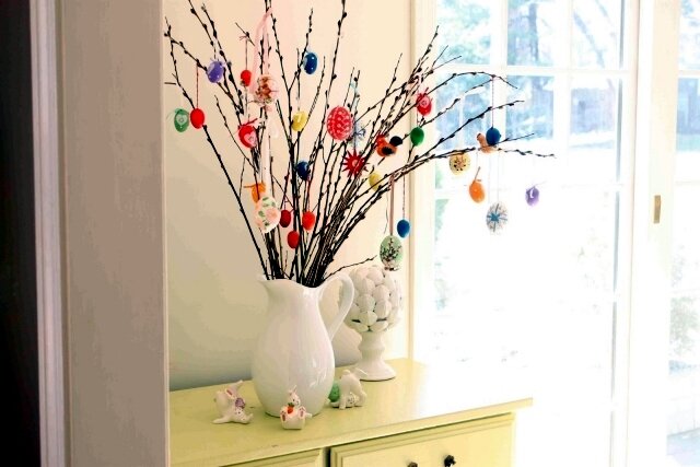 Easter Decorations and Easter Trees5