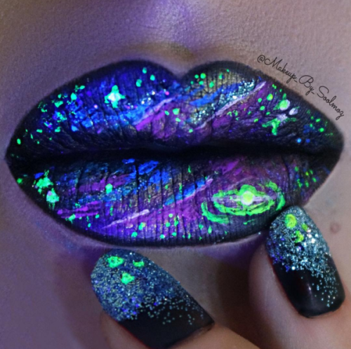 Glowing Lip Art-Summer Trends 2017-vitalmag Trend magazine6